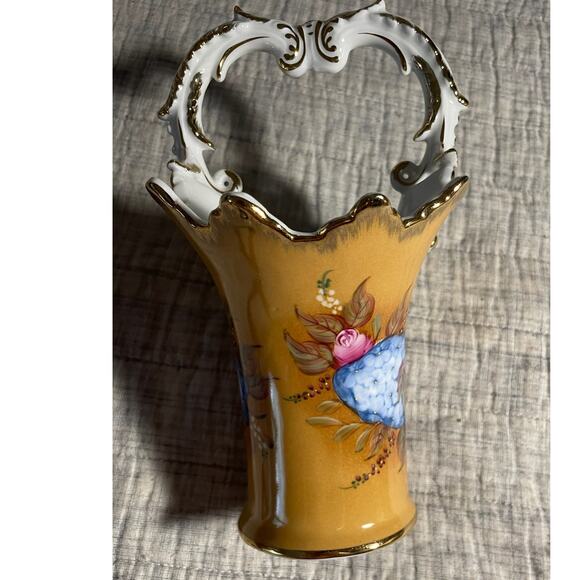 Vintage Vase - Ornate Handle - Yellow Floral - Scalloped Rim - Hand-Painted -EUC - Picture 11 of 13